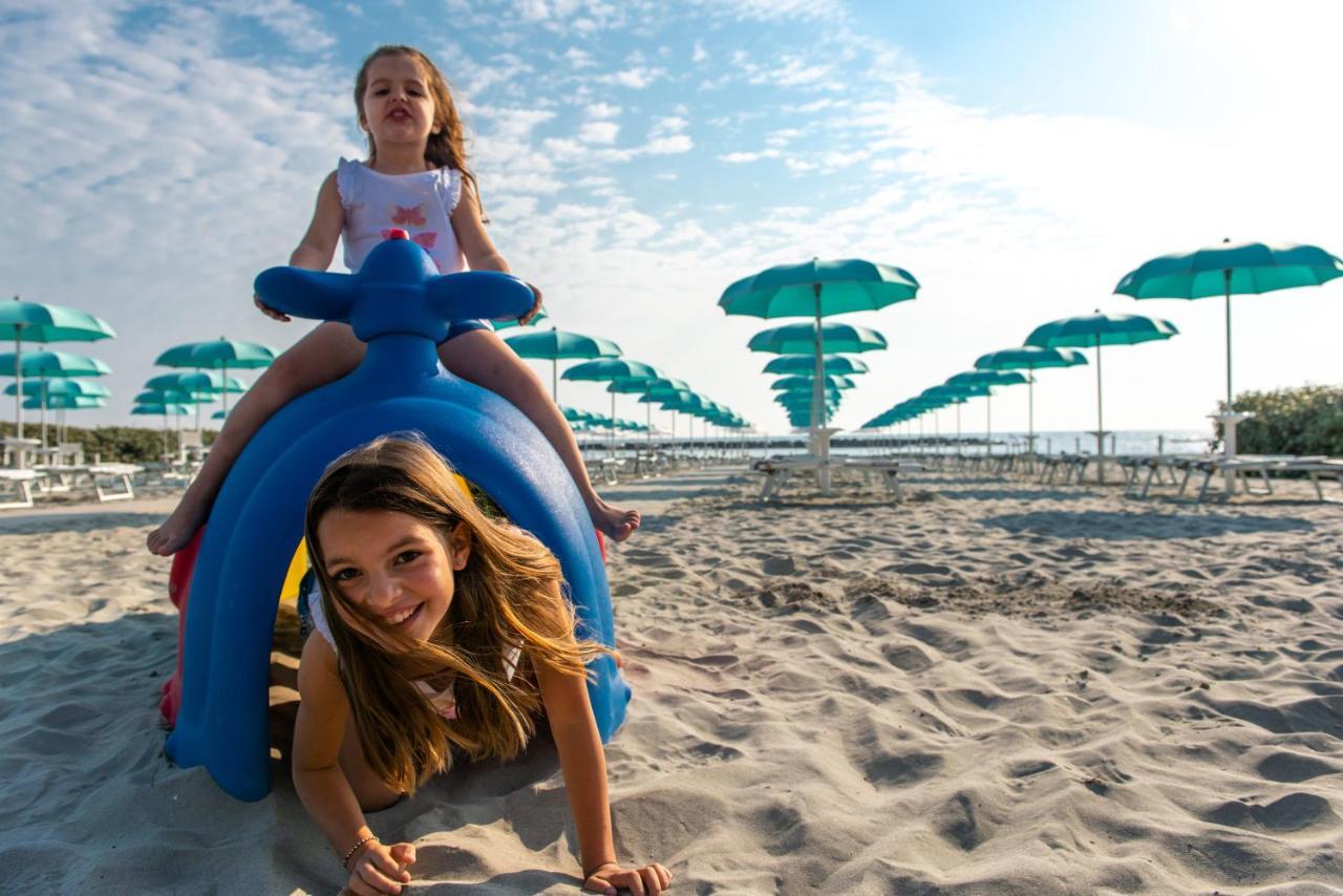 Blu Suite Resort Bellaria-Igea Marina Exterior foto