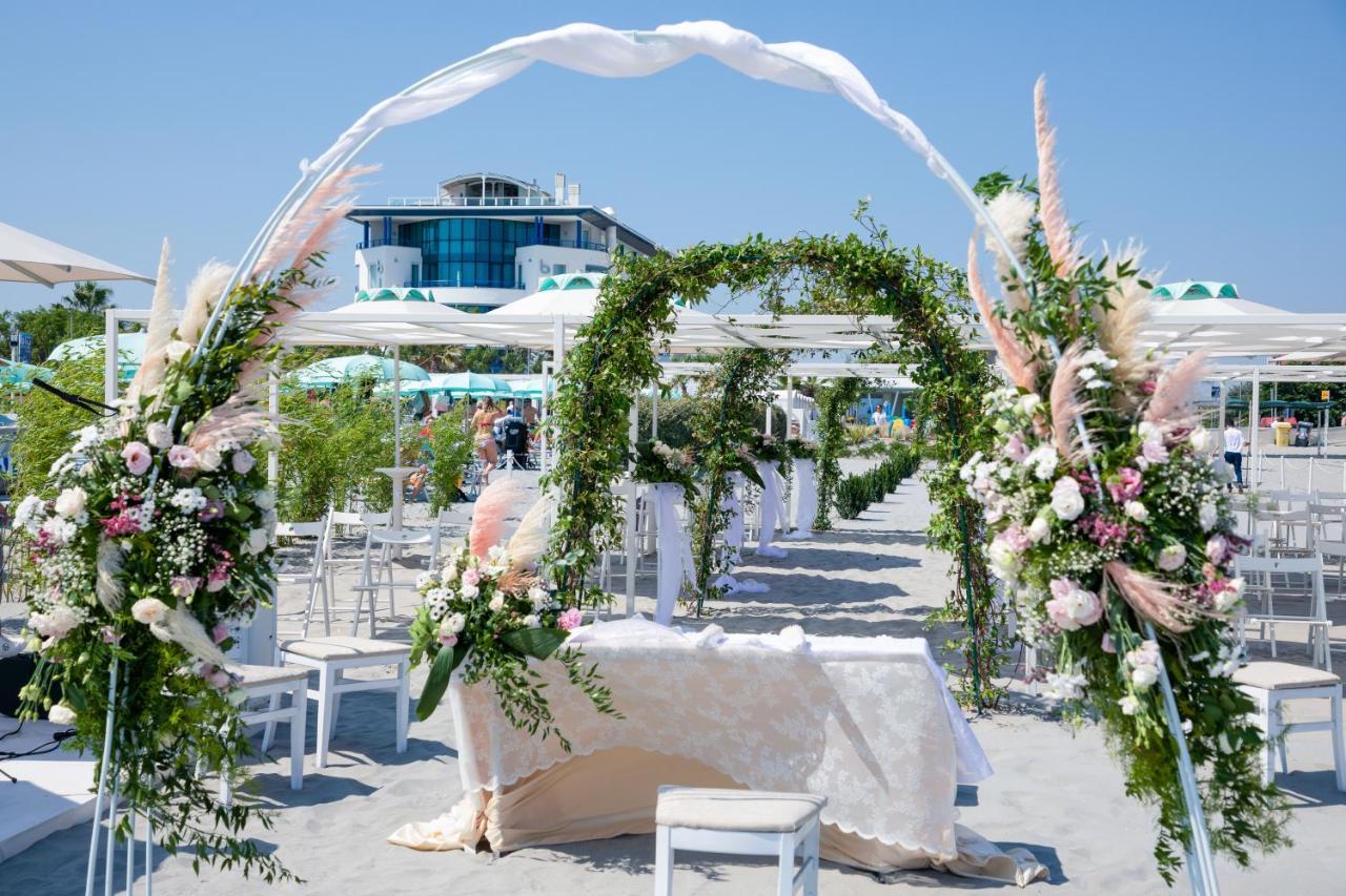 Blu Suite Resort Bellaria-Igea Marina Exterior foto